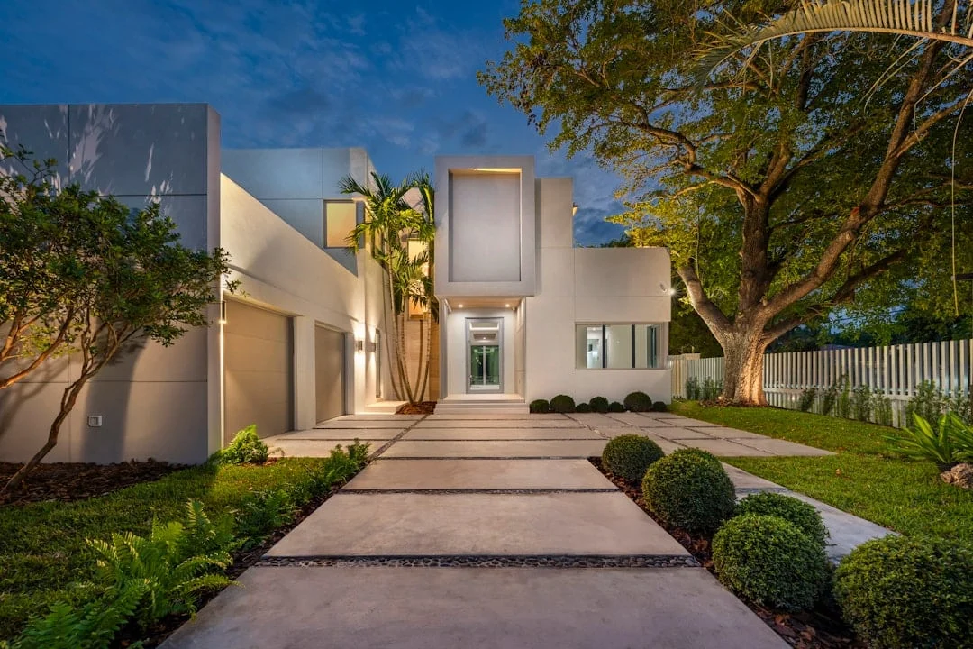 Entrance Landscape Design: Planning the Walk to Your Front Door